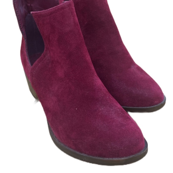 Breckelle Burgundy Suede Booties - Picture 2 of 2